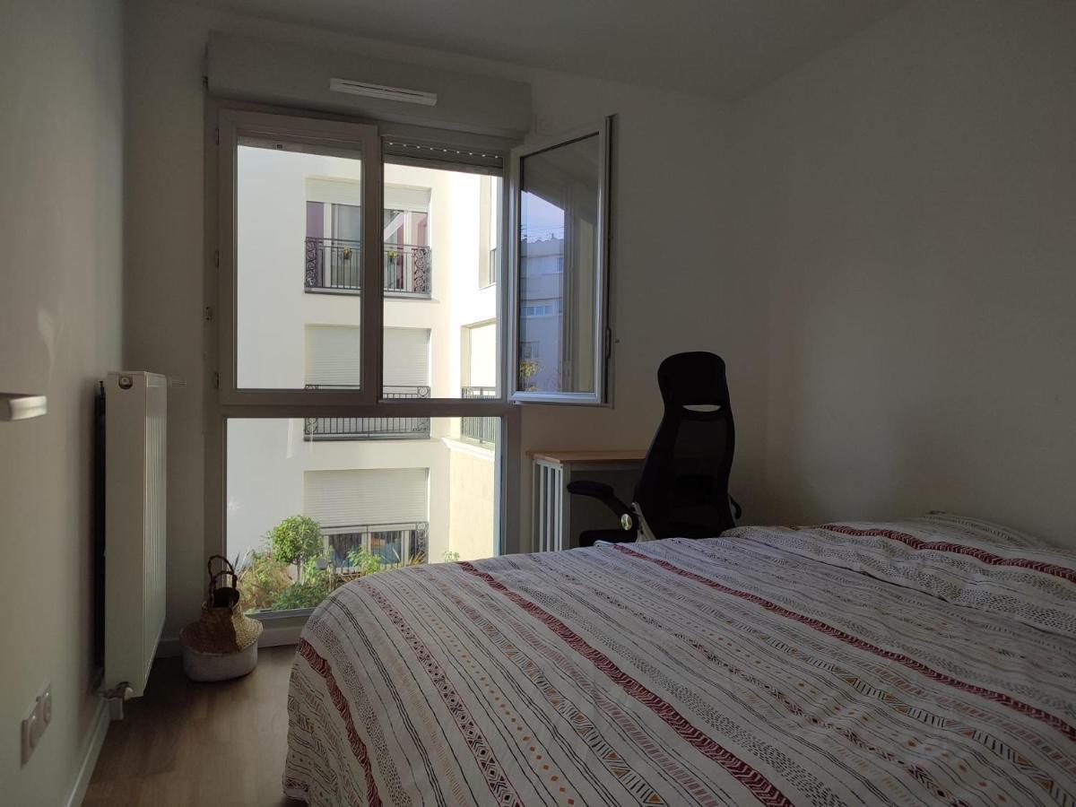 Chambre Privee Dans Un Nouvel Appartement Partage Pres De Paris Avec Parking Gratuit Chevilly-Larue Exterior foto