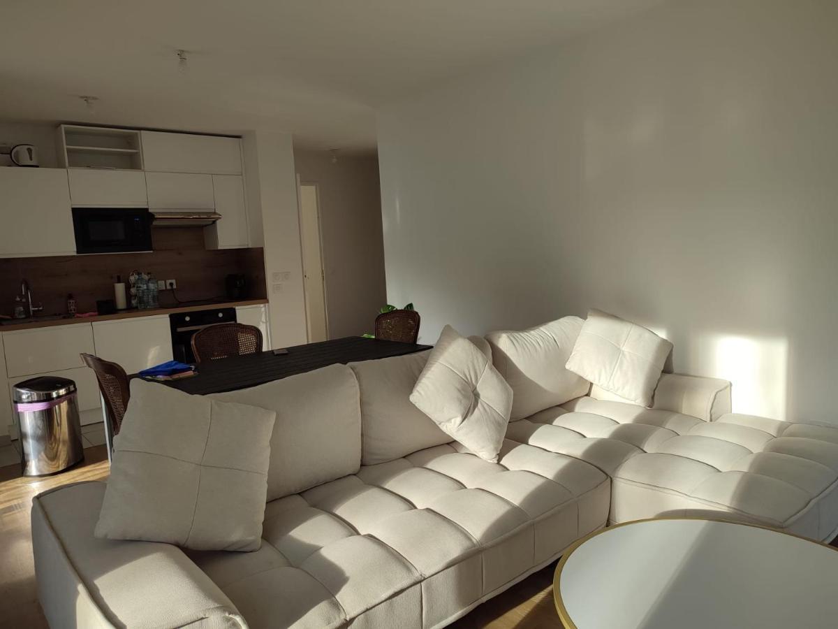 Chambre Privee Dans Un Nouvel Appartement Partage Pres De Paris Avec Parking Gratuit Chevilly-Larue Exterior foto
